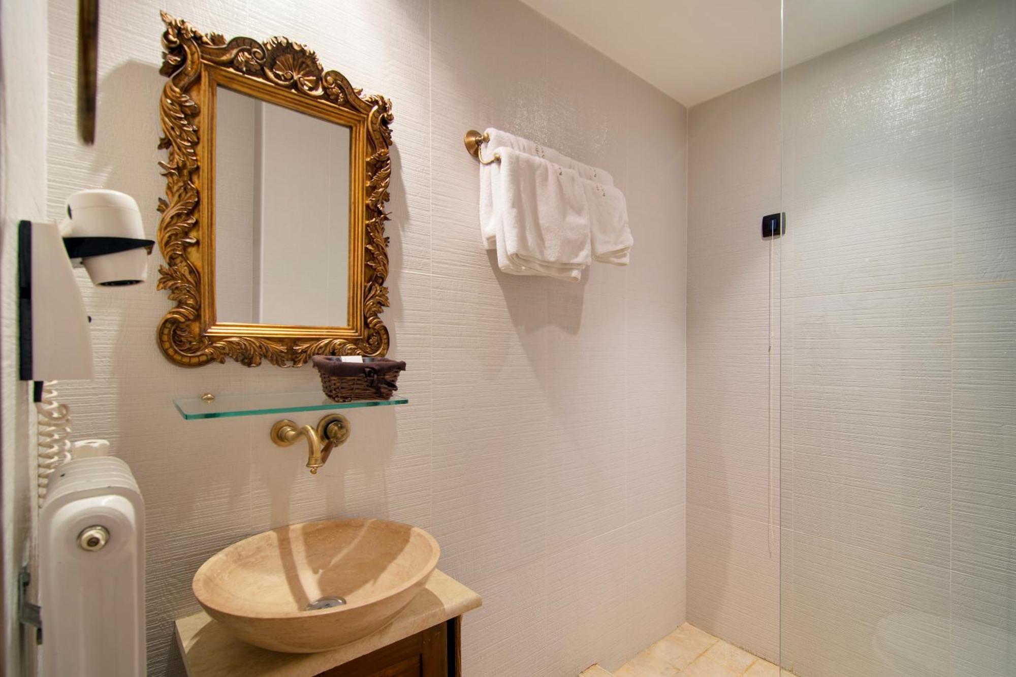 Hotel Kassaros Metsovo Habitación foto